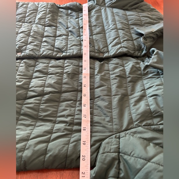 Lululemon Switch Please Shacket Green Reversible Size 10 - Picture 10 of 12